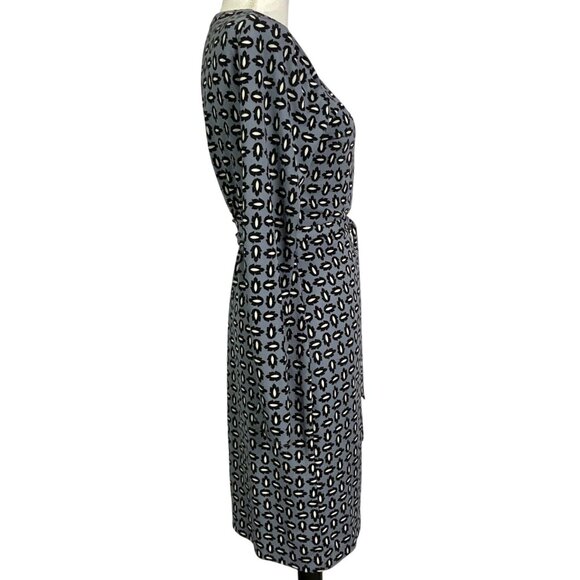 Ann Taylor Hazy Blue Tossed Leaf Wrap Dress, size 4, 95% Polyester, 5% Spandex - Picture 8 of 15